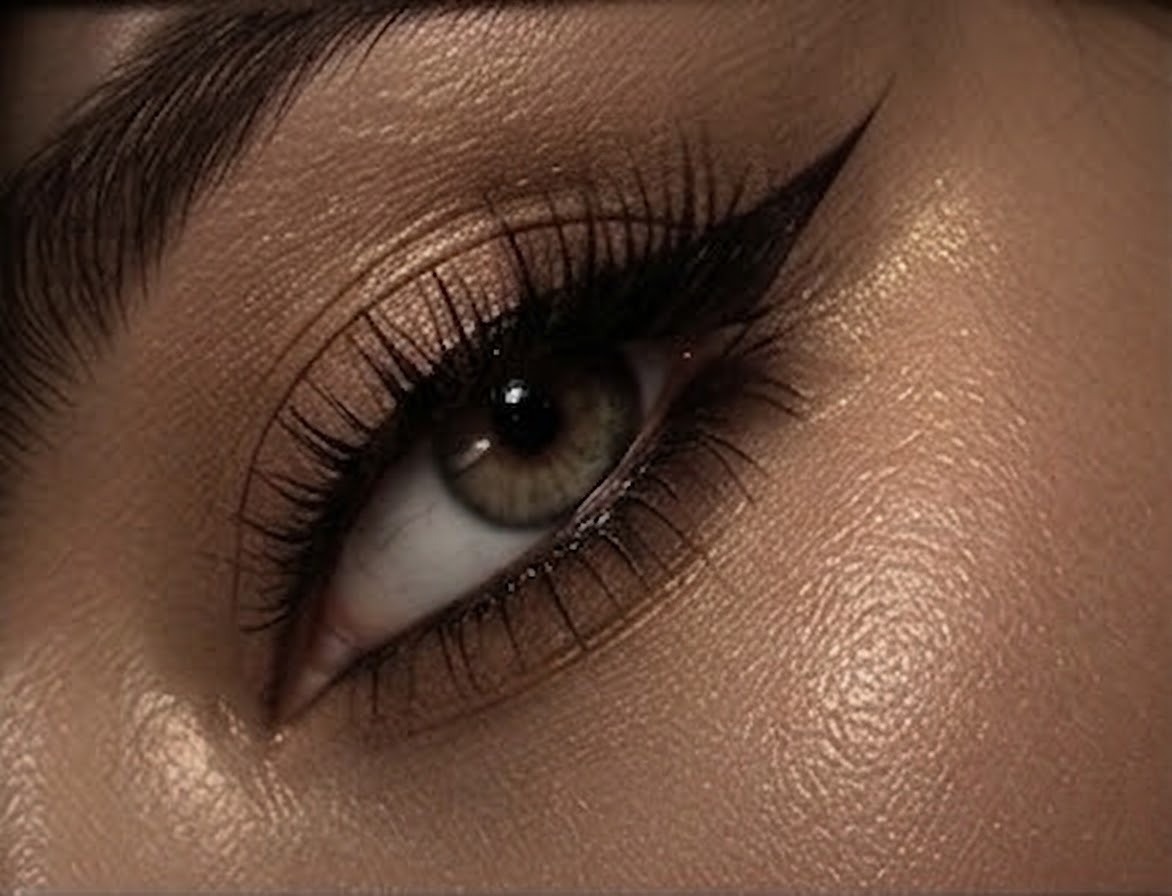 LUNACI Barcelona eye makeup collection